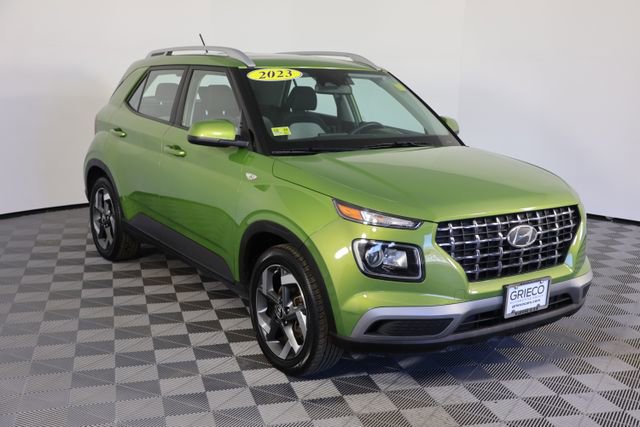 Used 2023 Hyundai Venue SEL w/ Cargo Package