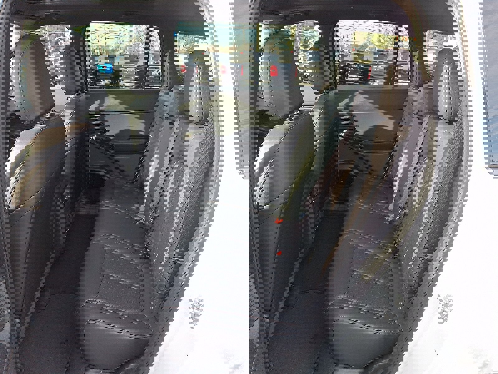 New 2026 Jeep Cherokee Overland w/ Trailer Tow Group image 9