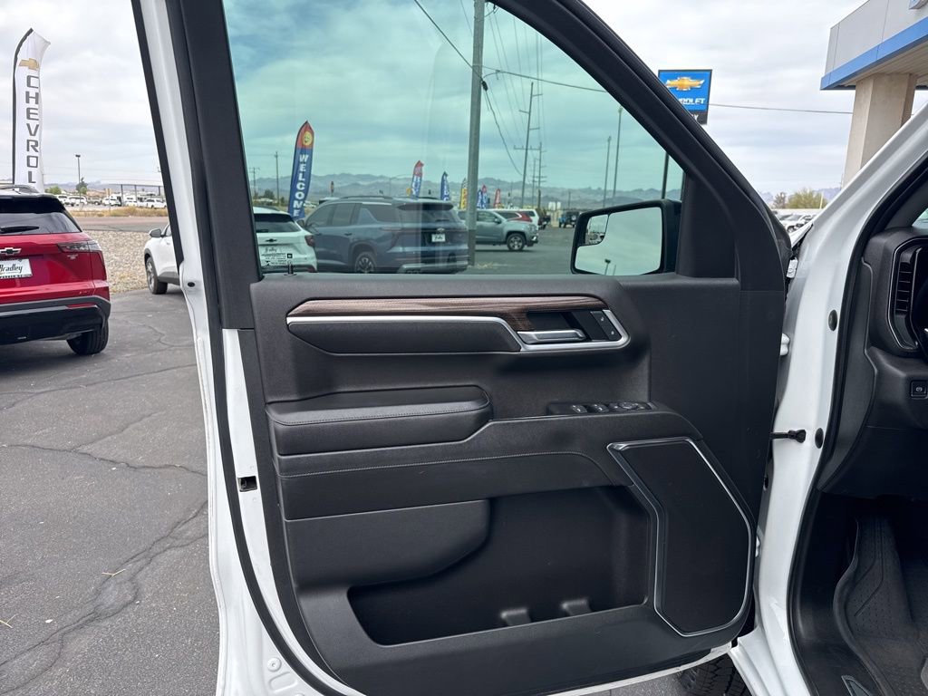Used 2022 Chevrolet Silverado 1500 RST w/ Redline Edition image 14