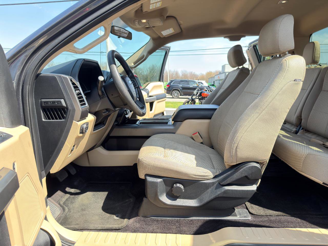 Used 2016 Ford F150 XLT RWD image 19