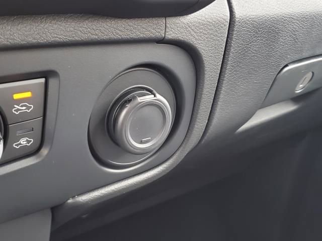 New 2026 Nissan Frontier SV image 32