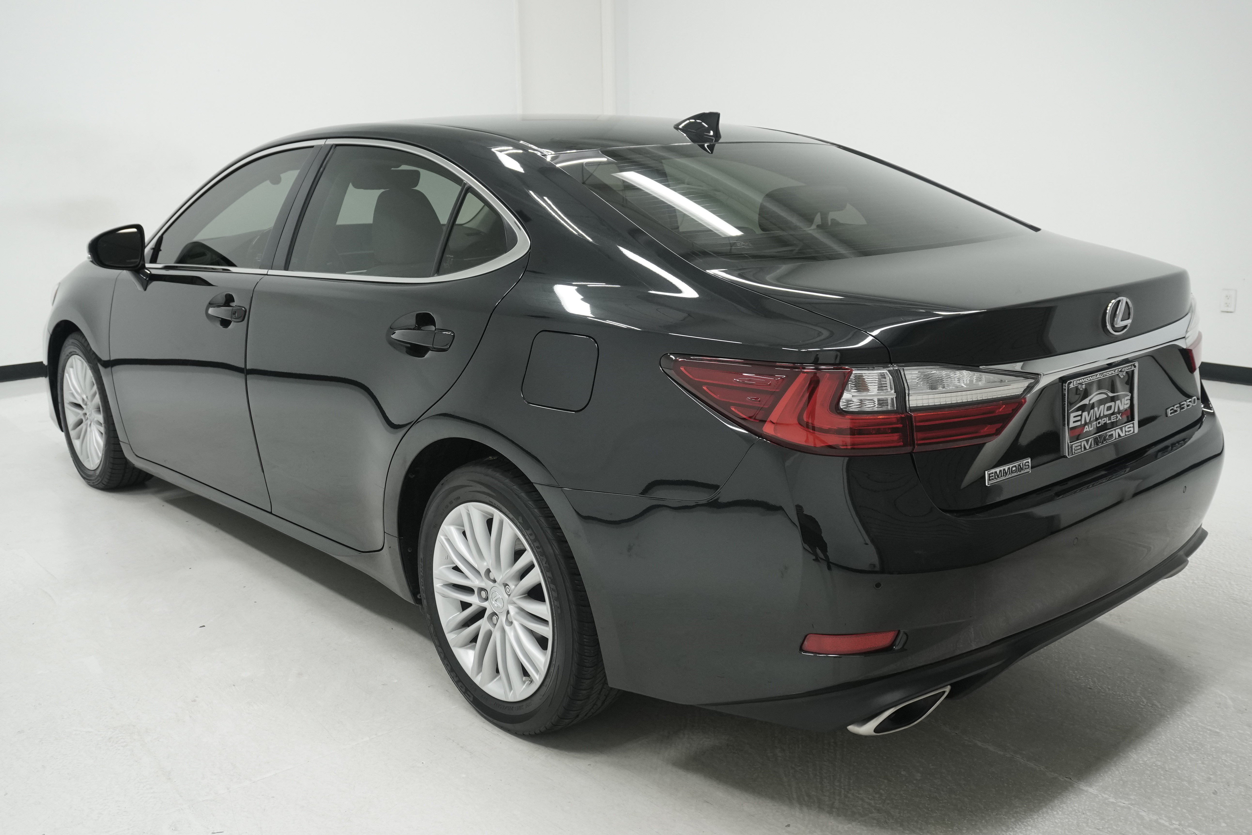 Used 2017 Lexus ES 350 w/ Premium Package FWD image 6