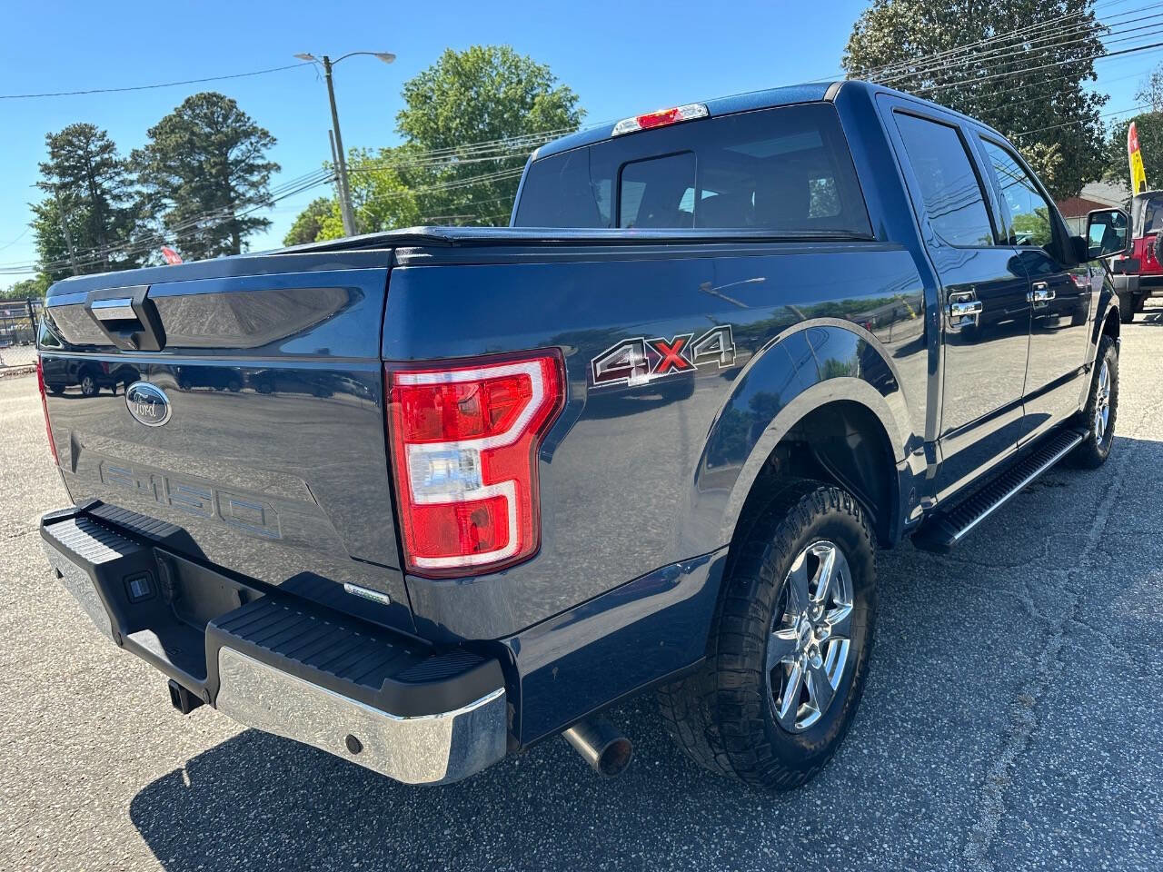 Used 2018 Ford F150 XLT w/ Equipment Group 302A Luxury AWD/4WD image 18