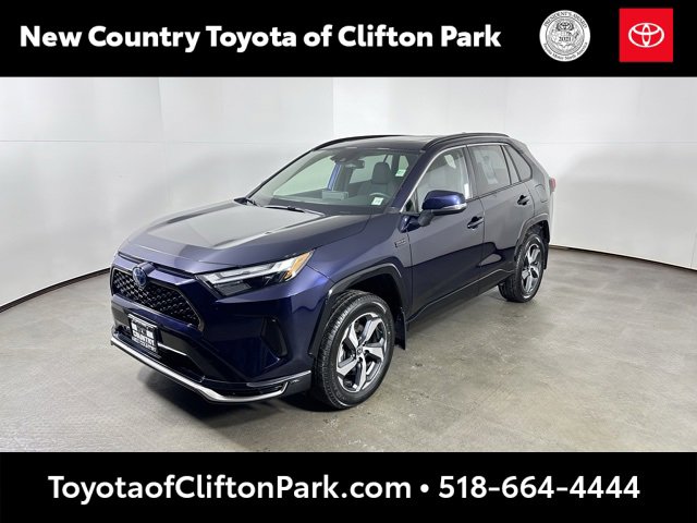 Used 2023 Toyota RAV4 SE image 7