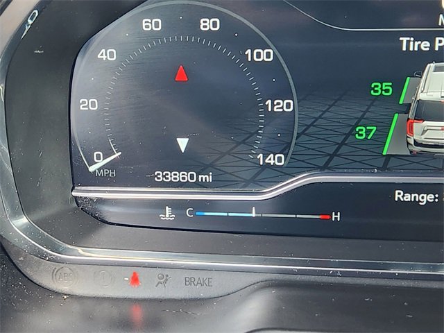 Used 2022 GMC Yukon SLT w/ SLT Premium Package image 25