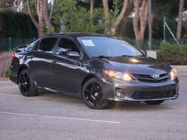 Used 2011 Toyota Corolla S image 2