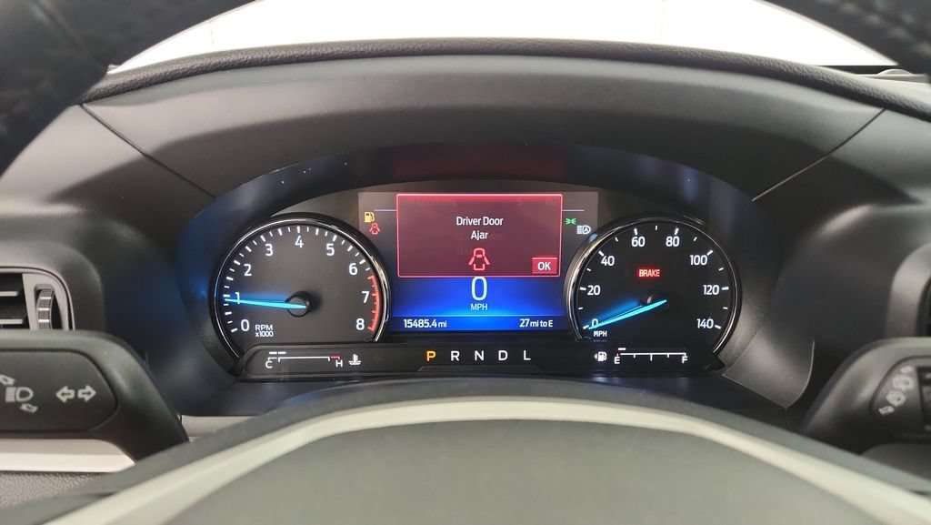 Used 2023 Ford Explorer XLT AWD/4WD image 11