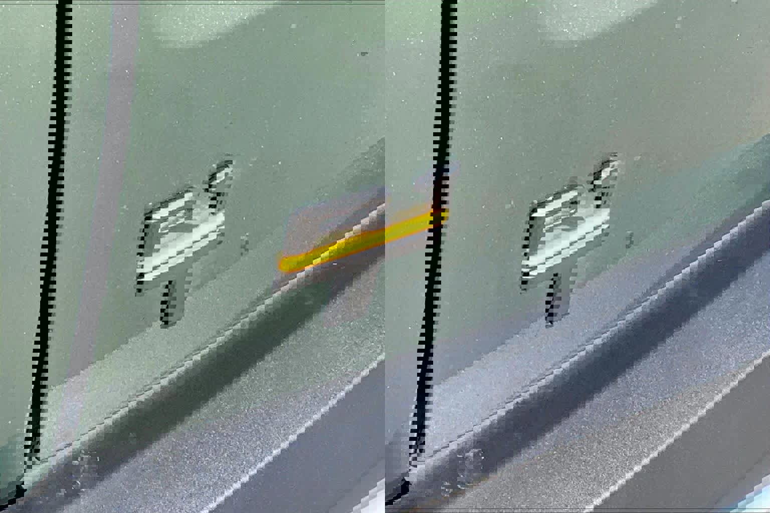 Used 2022 Rivian R1T Adventure image 9