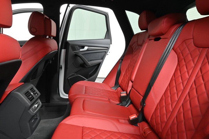 New 2025 Audi SQ5 Premium Plus image 17