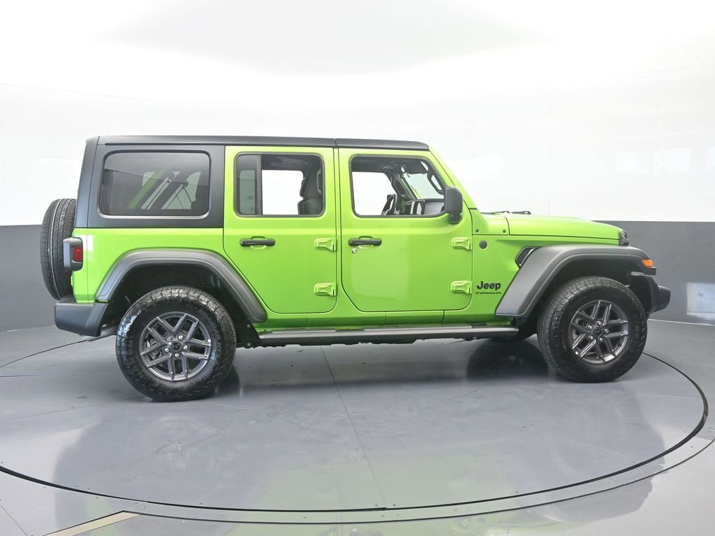 Used 2025 Jeep Wrangler Sport S image 7