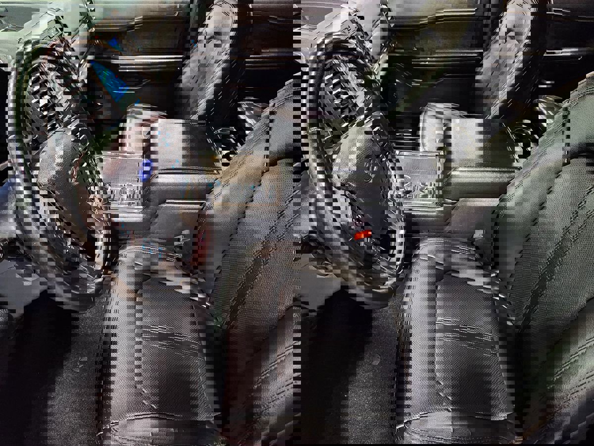 Used 2021 Ford Expedition Limited AWD/4WD image 31