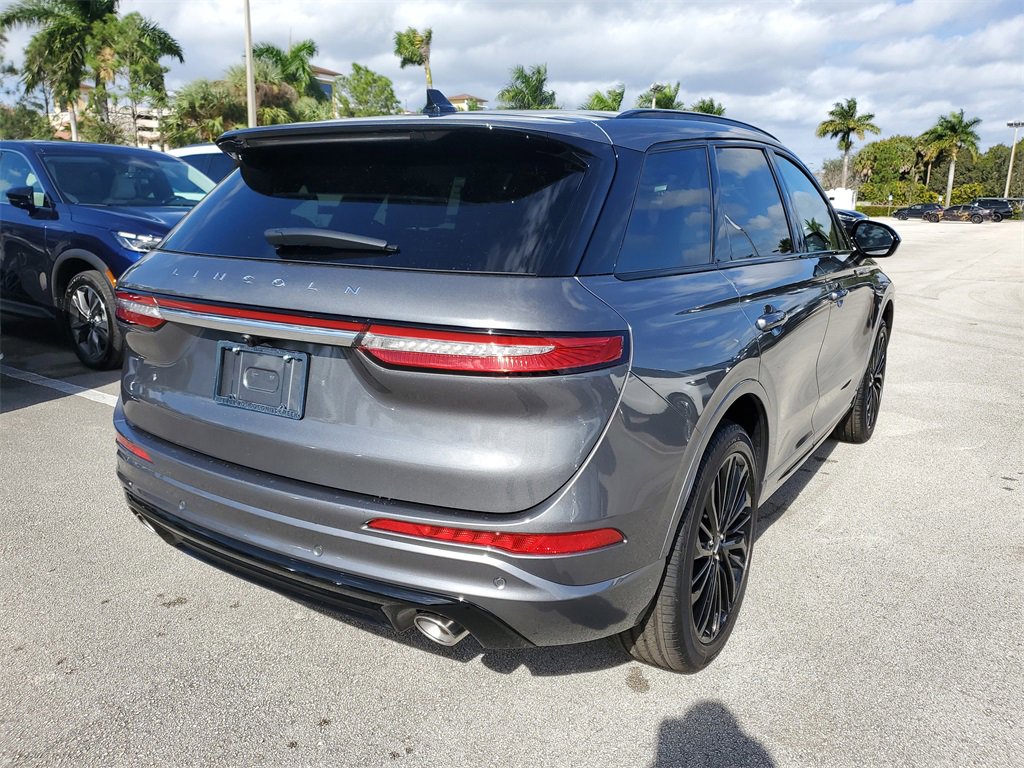 New 2026 Lincoln Corsair Grand Touring w/ Jet Appearance Package image 4