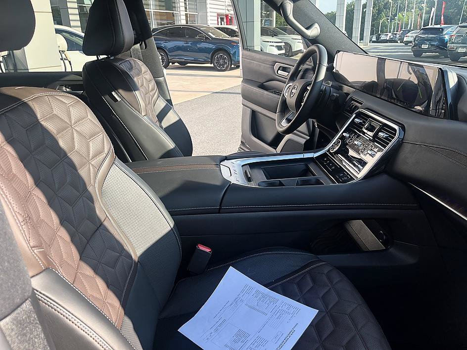 Certified 2025 Nissan Armada Platinum Reserve AWD/4WD image 19