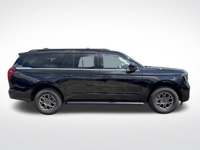 New 2025 Ford Expedition Max Active RWD image 9