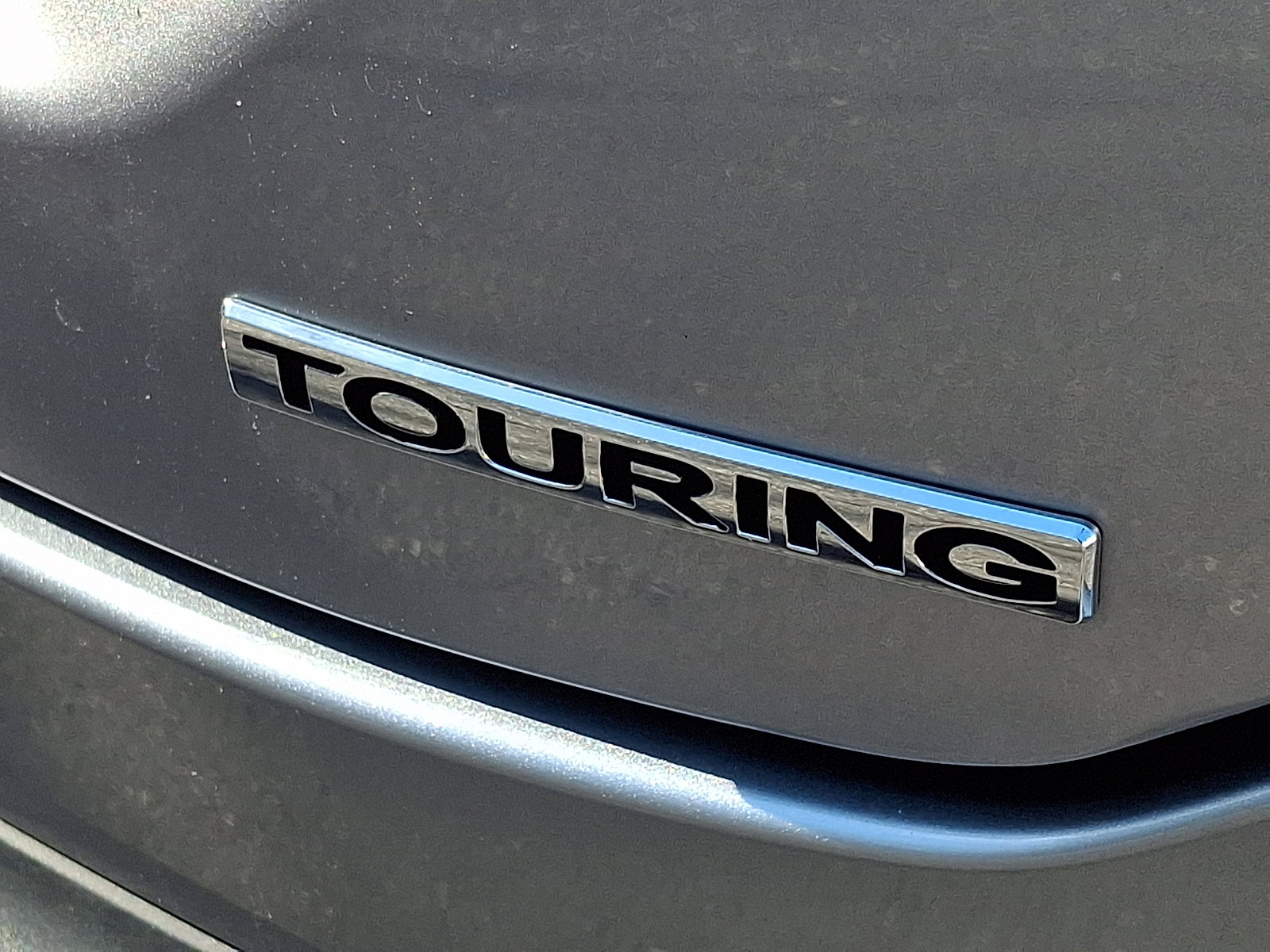 Certified 2025 Honda Pilot Touring image 6