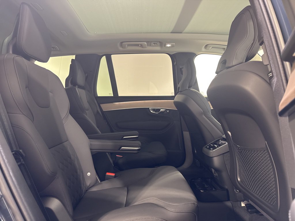 New 2026 Volvo XC90 B6 Plus w/ Protection Package AWD/4WD image 25