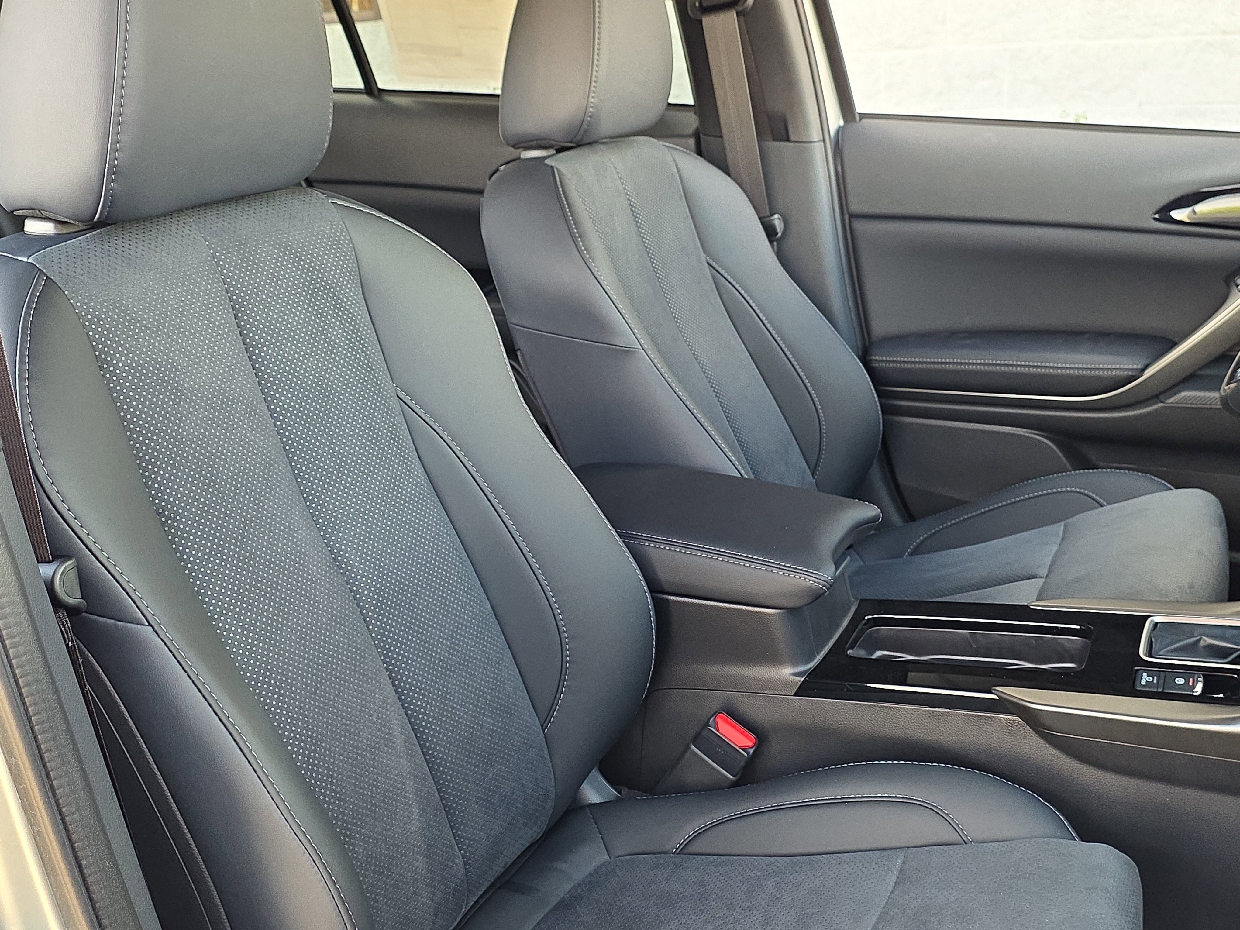 New 2026 Mitsubishi Eclipse Cross Black Edition image 34