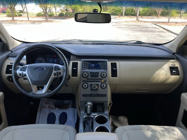 Used 2019 Ford Flex SE image 27