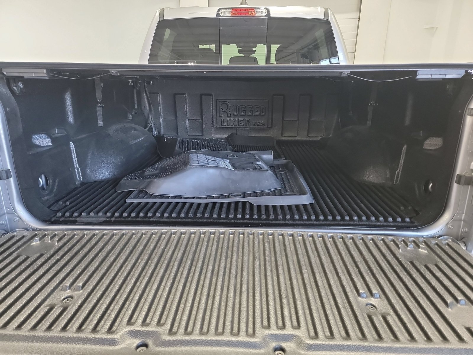 Used 2023 RAM 1500 Big Horn AWD/4WD image 25