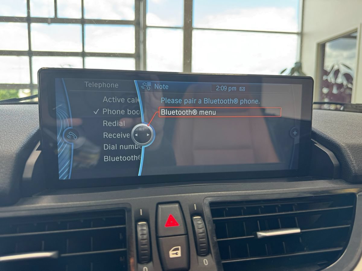 Used 2015 BMW Z4 sDrive28i RWD image 30