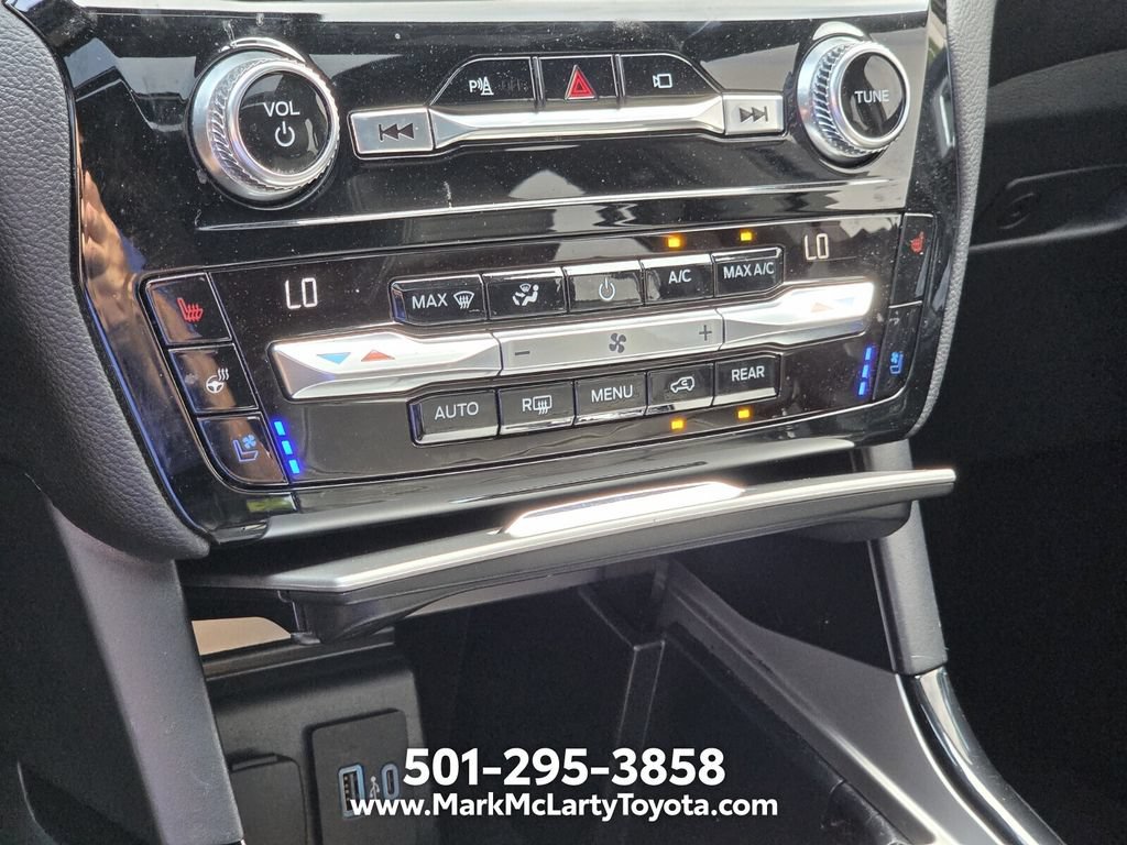 Used 2021 Ford Explorer ST w/ Equipment Group 401A AWD/4WD image 23