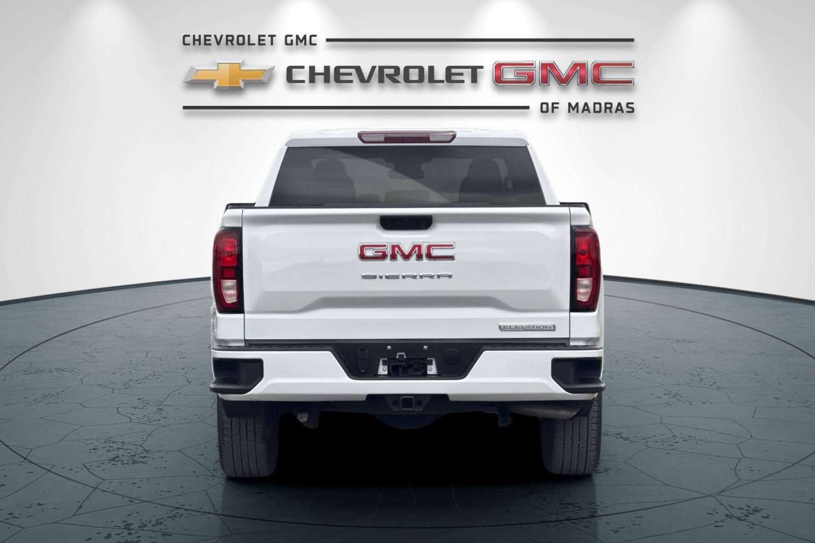 Used 2026 GMC Sierra 1500 Elevation AWD/4WD image 4