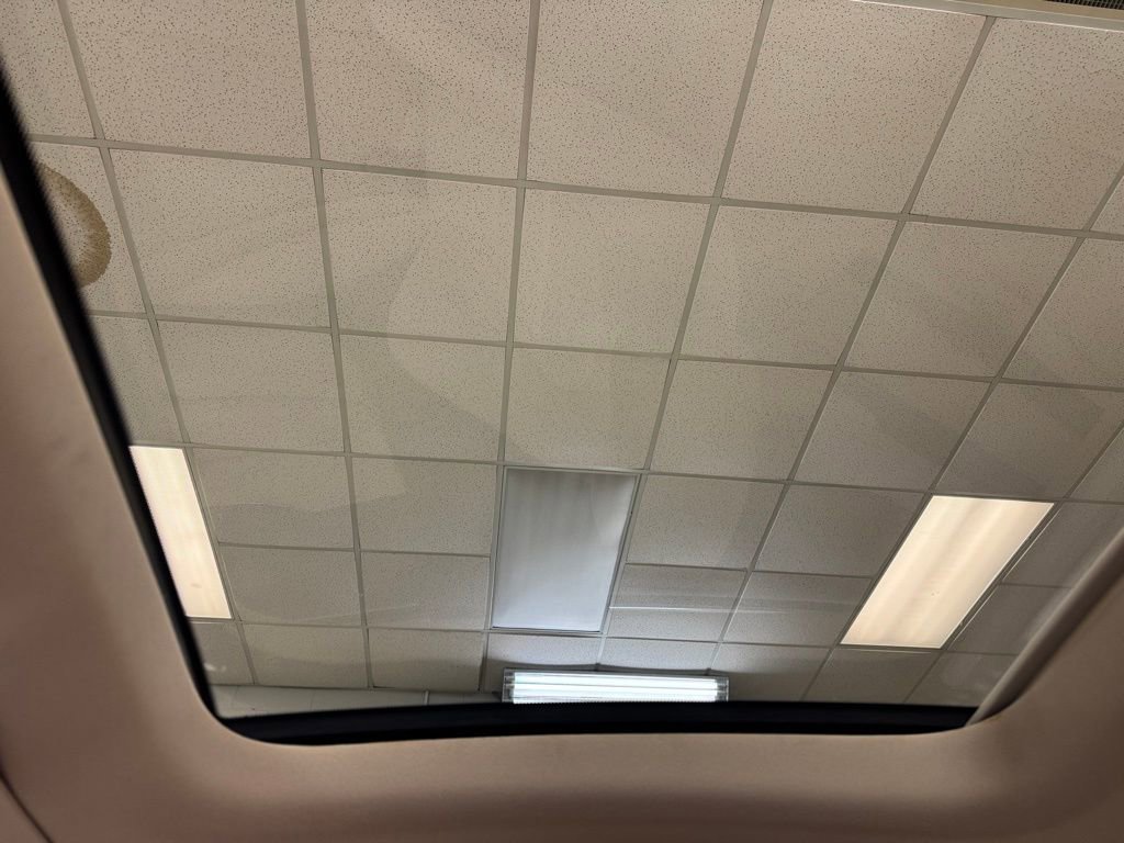 Used 2017 Mercedes-Benz C 300 4MATIC Sedan image 43