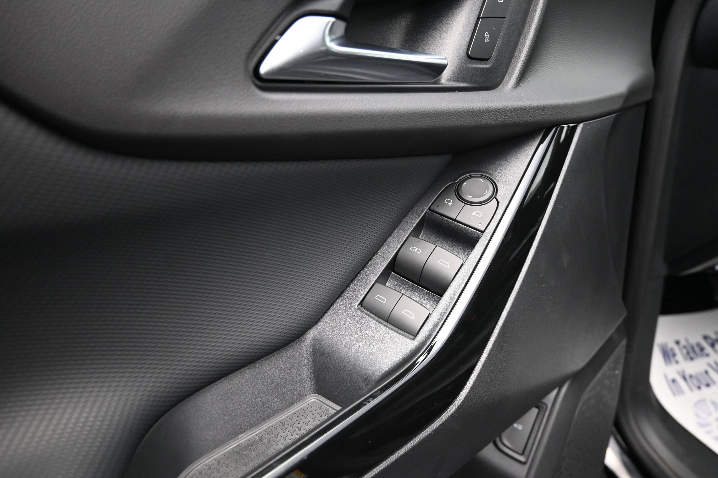 New 2027 Chevrolet Equinox LT w/ Convenience Package II FWD image 27