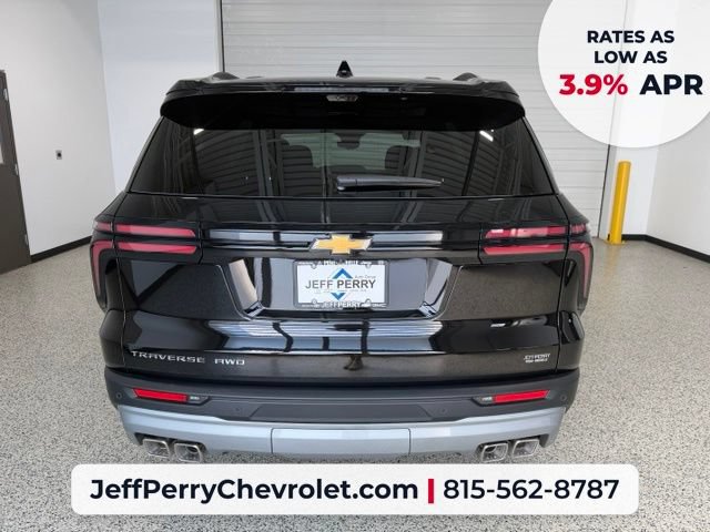 New 2027 Chevrolet Traverse LT w/ Driver Confidence Package AWD/4WD image 4