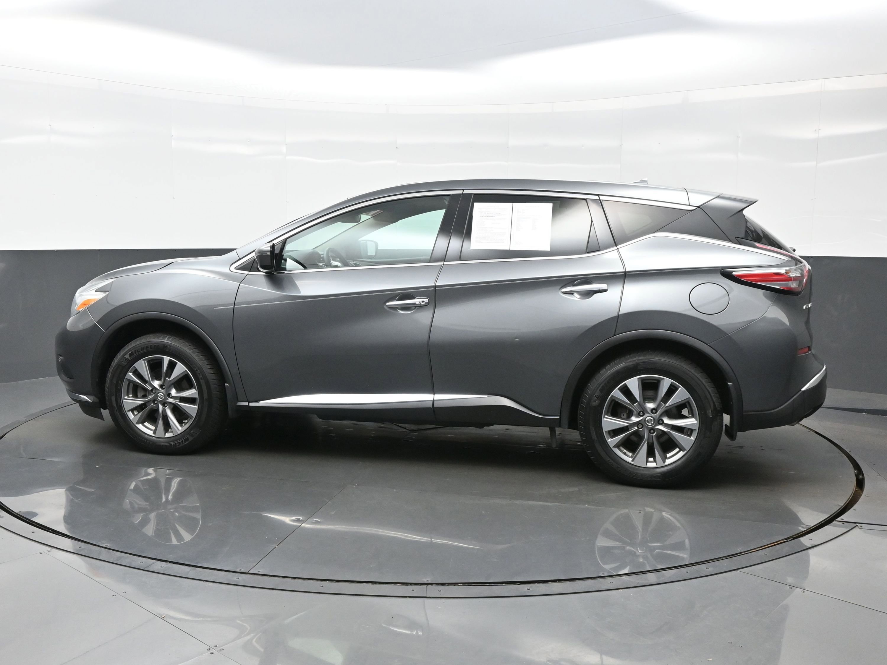 Used 2016 Nissan Murano S w/ Navigation Package image 3