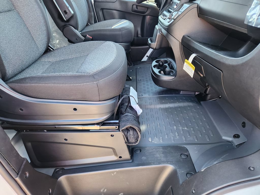 New 2026 RAM ProMaster 3500 w/ Premium Convenience Group FWD image 14
