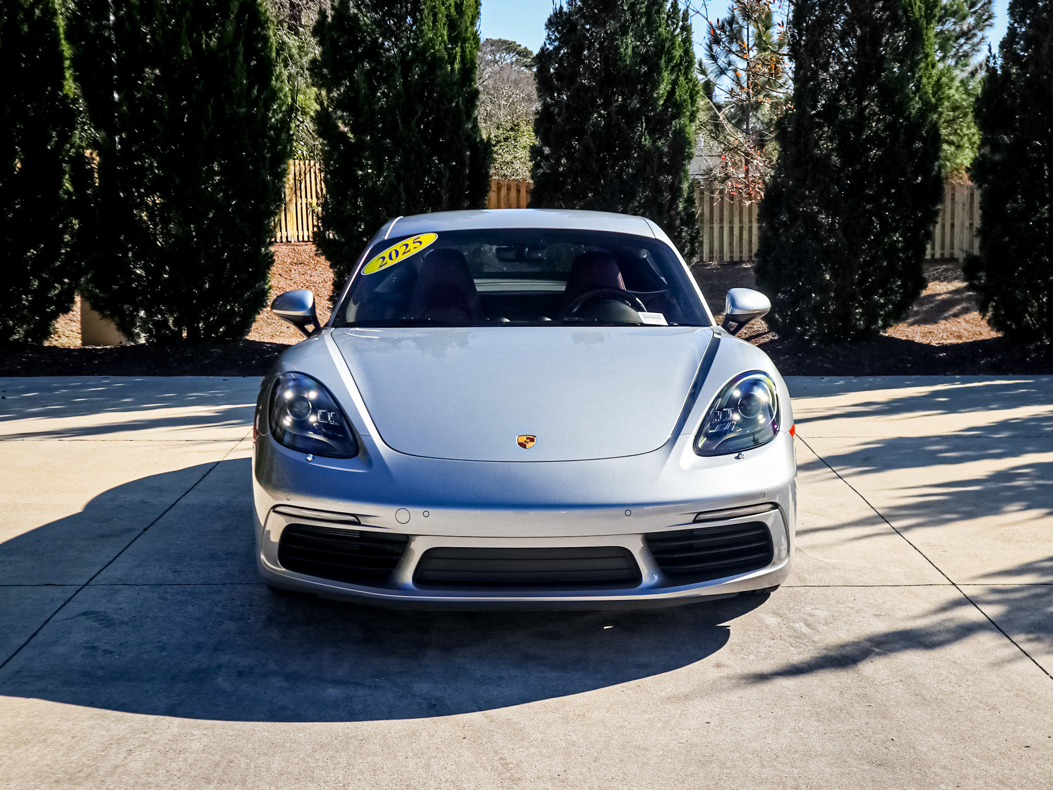 Used 2025 Porsche 718 Cayman image 3