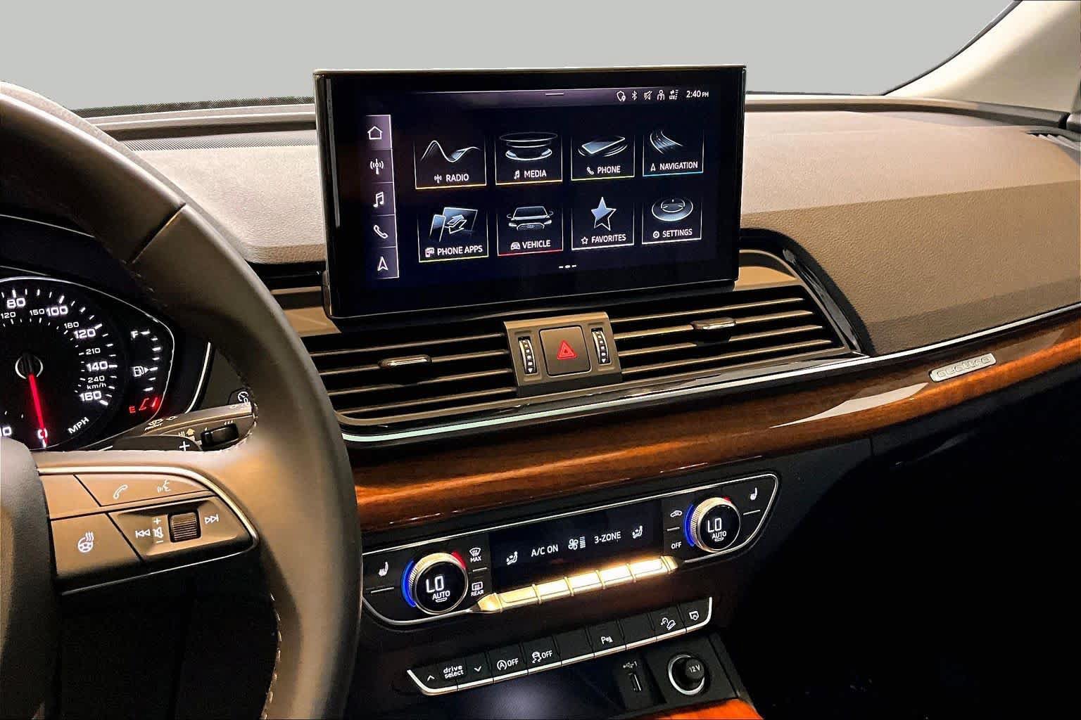 Certified 2023 Audi Q5 2.0T Premium w/ Convenience Package AWD/4WD image 7