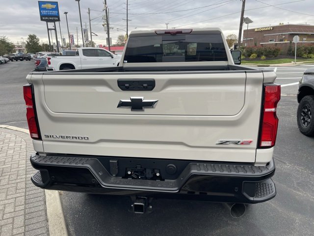 New 2026 Chevrolet Silverado 2500 ZR2 image 5
