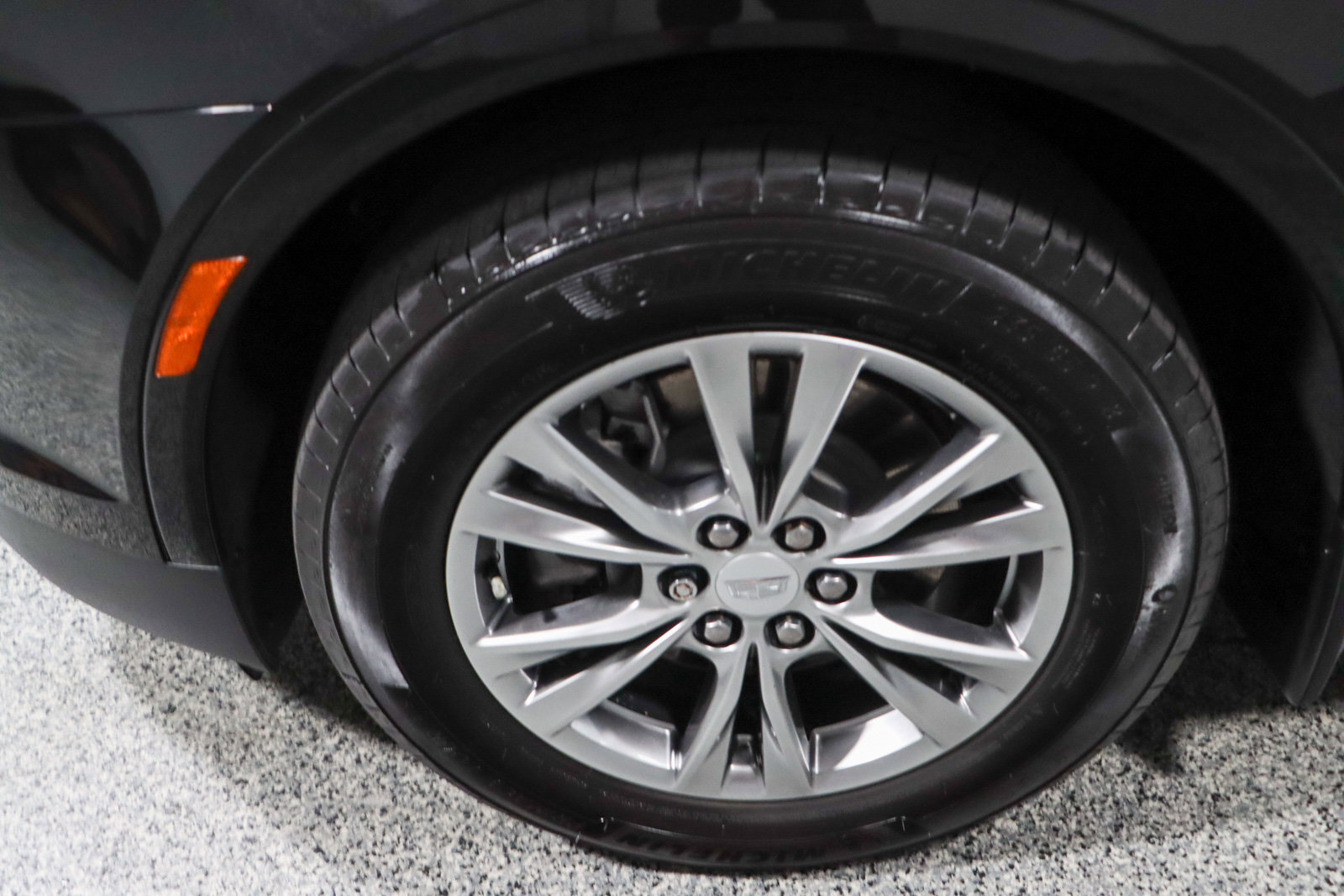 Used 2022 Cadillac XT5 Premium Luxury w/ LPO, Floor Liner Package image 11