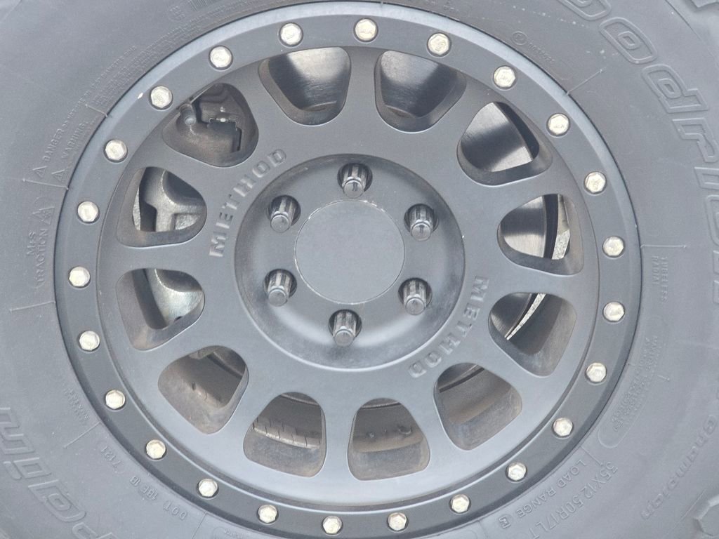 Used 2019 Ford F150 Raptor w/ Equipment Group 802A Luxury image 11