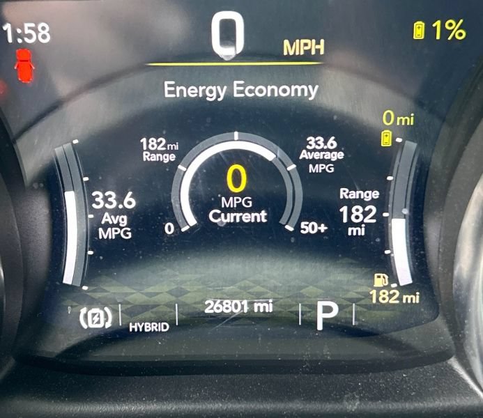 Used 2022 Jeep Wrangler Unlimited Sahara w/ Cold Weather Group AWD/4WD image 11