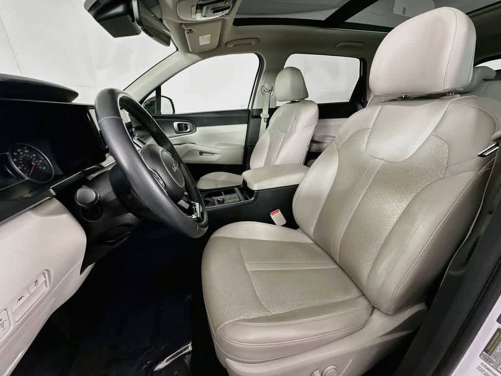 Used 2023 Kia Sorento S w/ Panoramic Sunroof Package FWD image 12