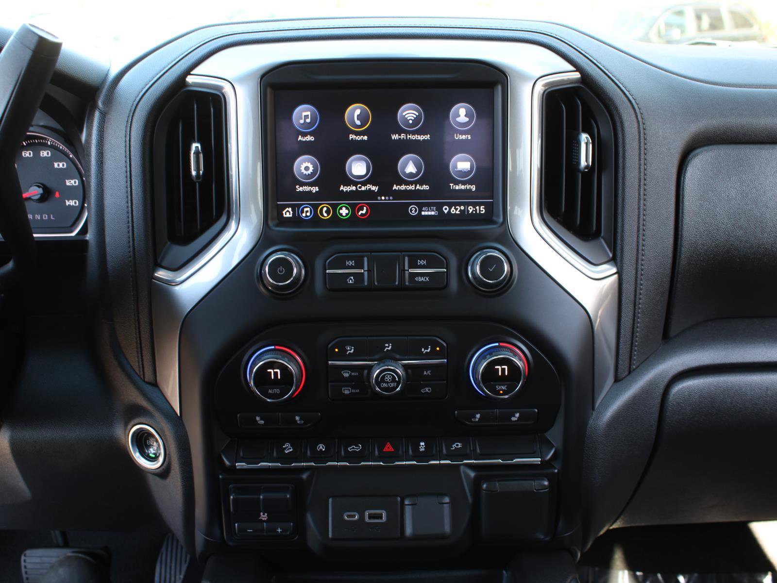 Used 2020 Chevrolet Silverado 1500 LT Trail Boss AWD/4WD image 11