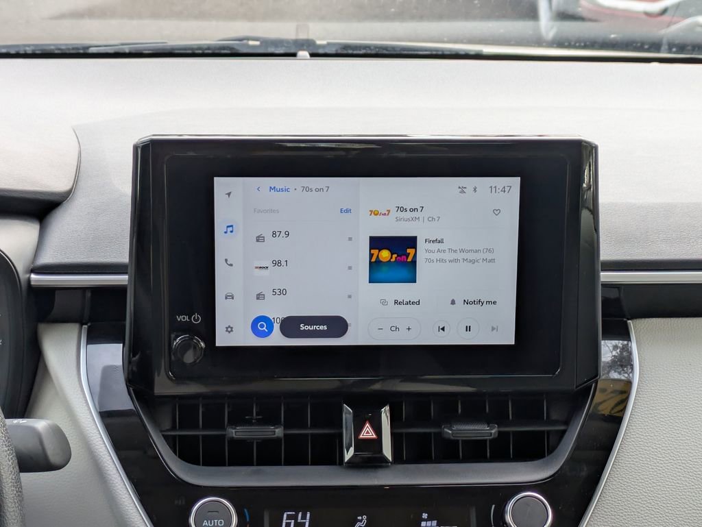 Used 2025 Toyota Corolla LE image 16