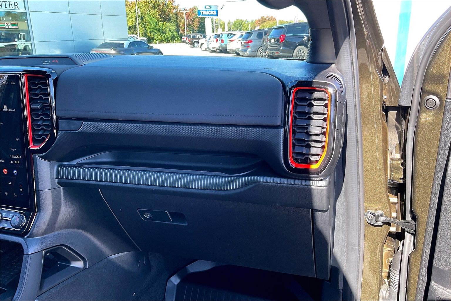 Used 2024 Ford Ranger Raptor AWD/4WD image 14