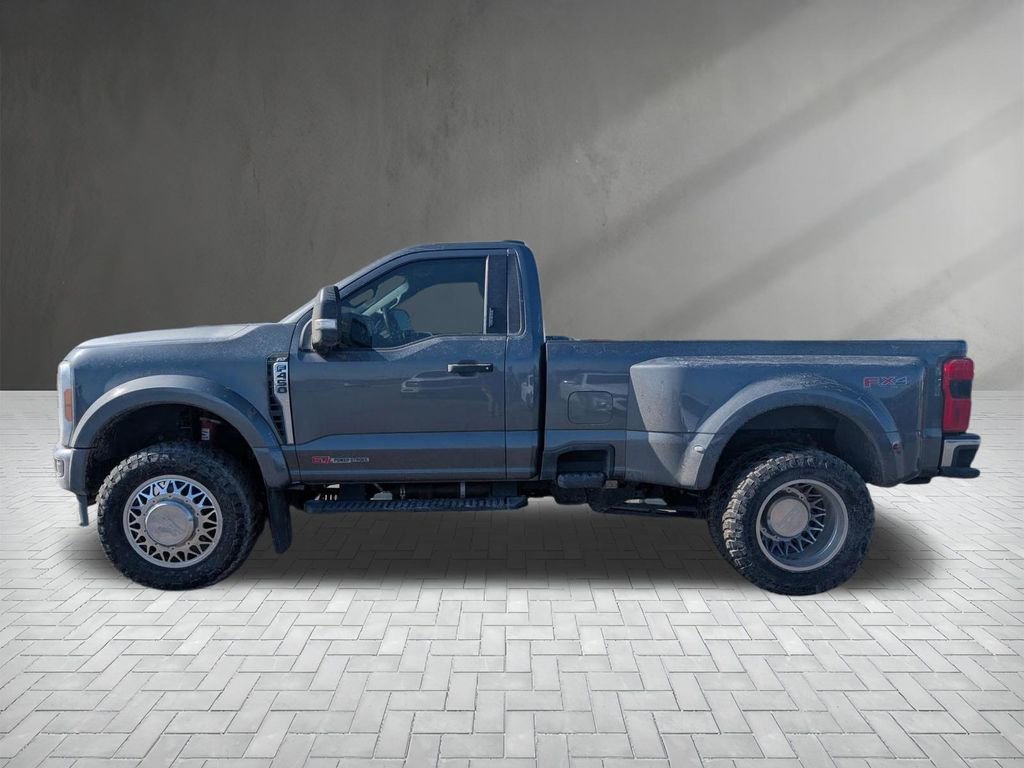 Used 2023 Ford F450 Lariat image 4