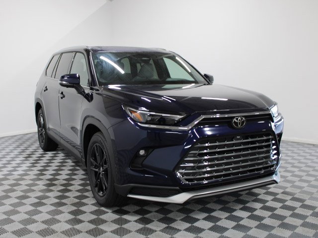 New 2025 Toyota Grand Highlander AWD Hybrid image 3