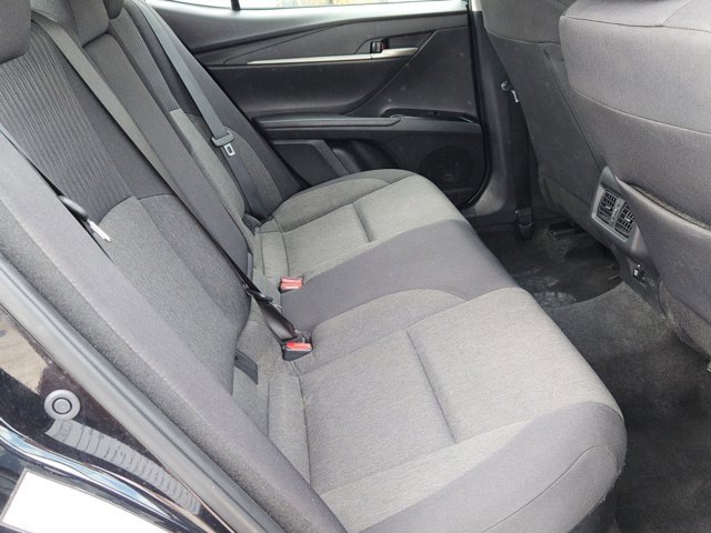 Used 2025 Toyota Camry LE image 30