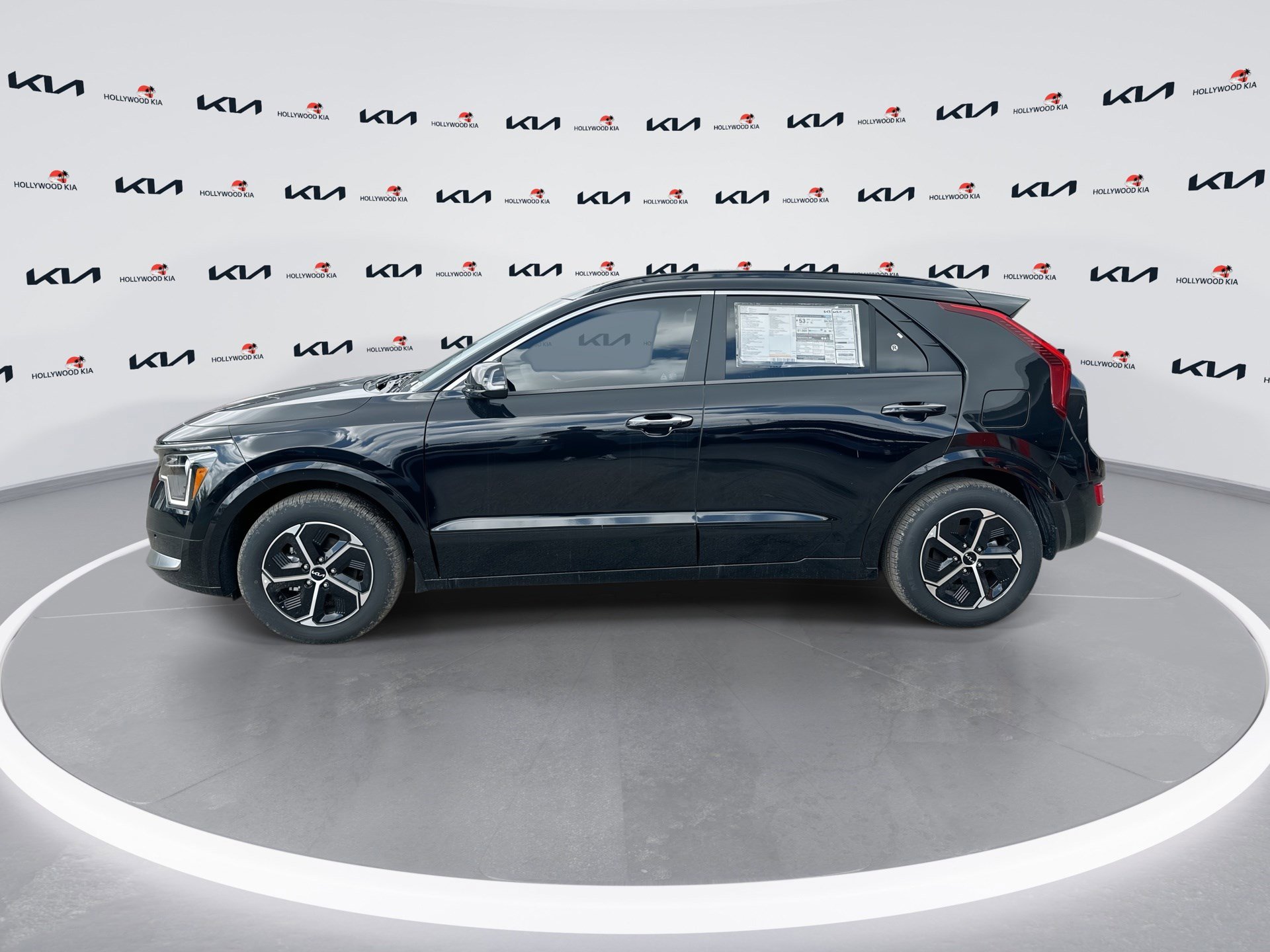New 2025 Kia Niro SX image 17