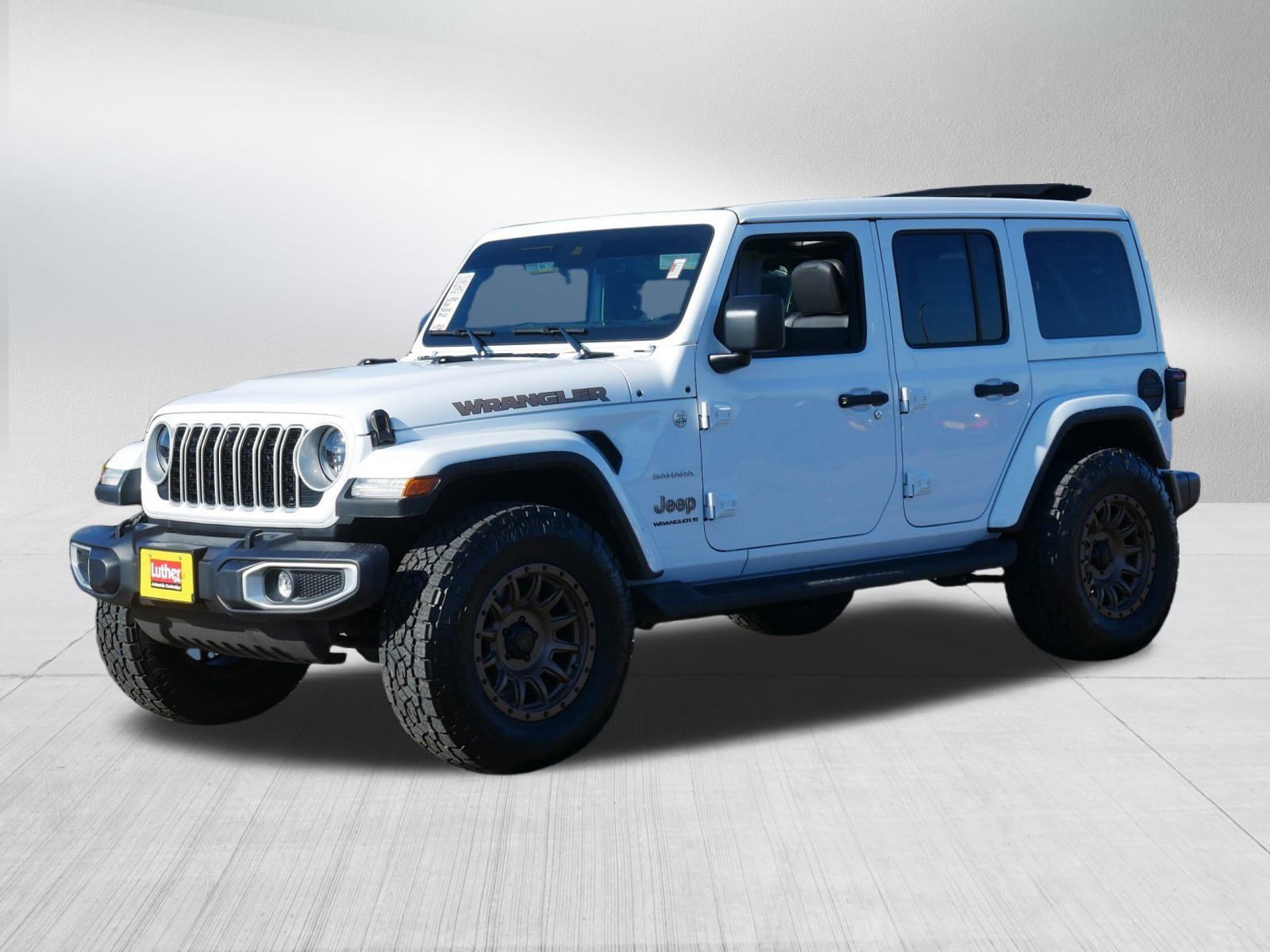 Used 2024 Jeep Wrangler Sahara w/ Technology Group image 3