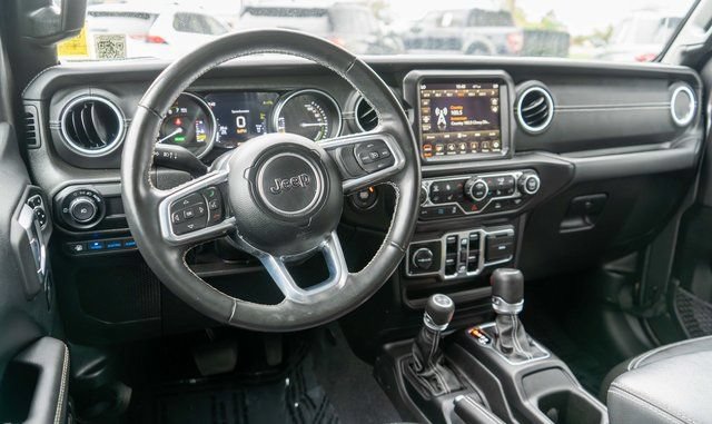 Used 2023 Jeep Wrangler Unlimited Sahara w/ Cold Weather Group AWD/4WD image 12