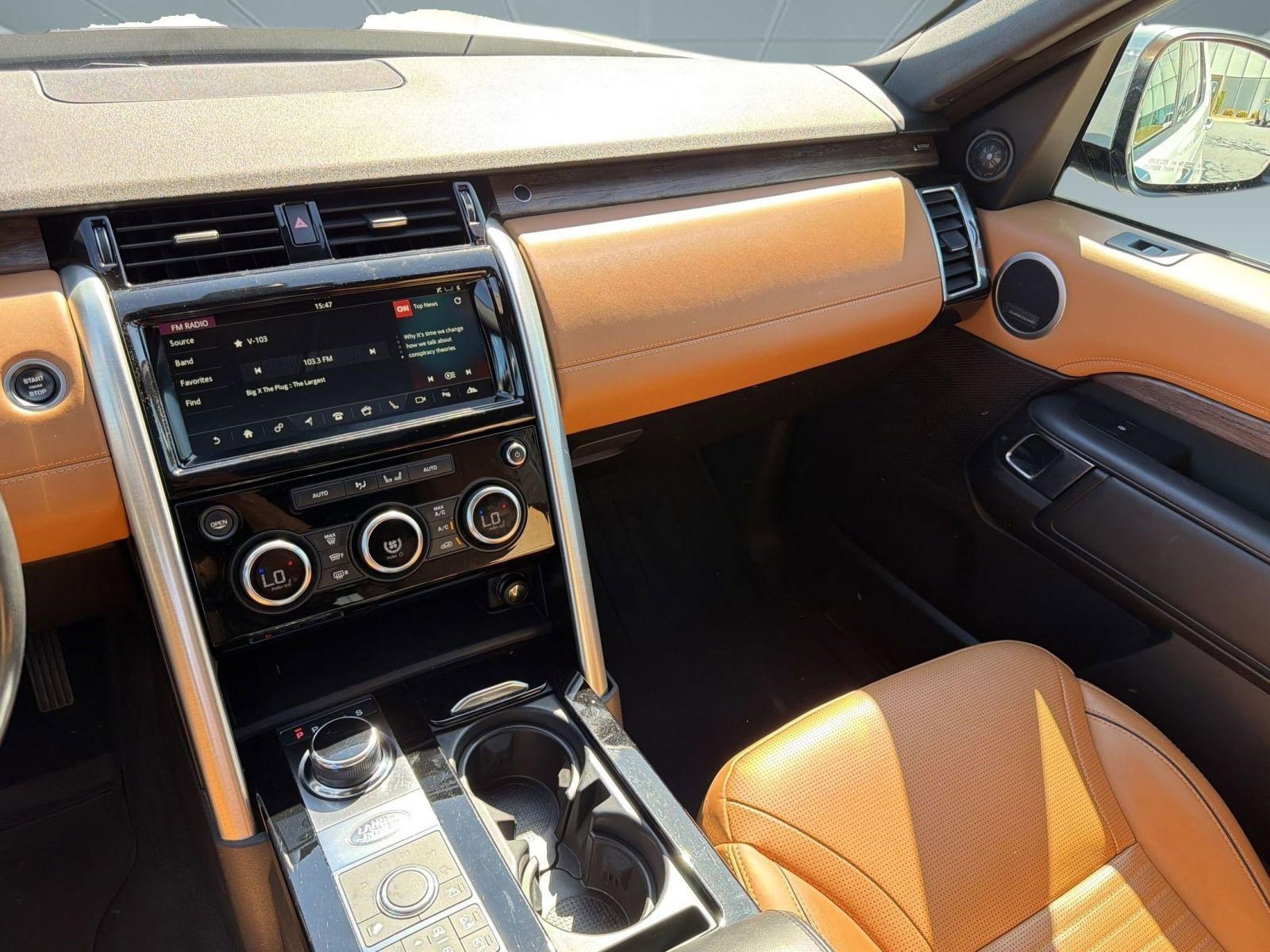 Used 2018 Land Rover Discovery HSE Luxury image 26