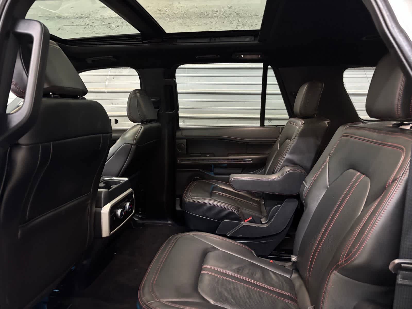 Used 2022 Ford Expedition Max Limited AWD/4WD image 25