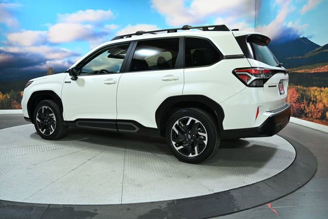 Certified 2025 Subaru Forester Limited w/ Popular Package AWD/4WD image 6